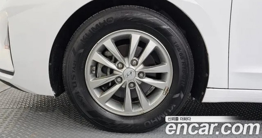 Hyundai Avante (Elantra) 