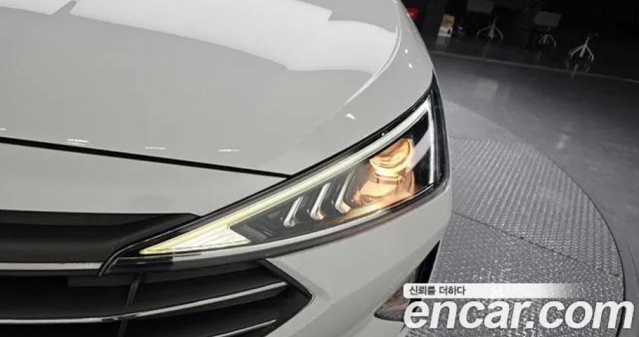 Hyundai Avante (Elantra) 