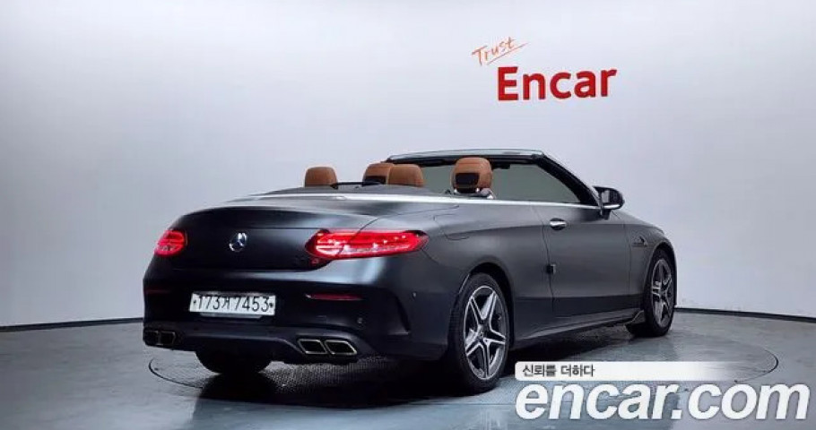 Mercedes-Benz C-Class 