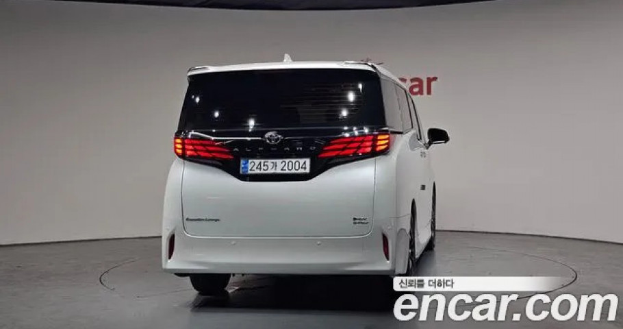 Toyota Alphard 