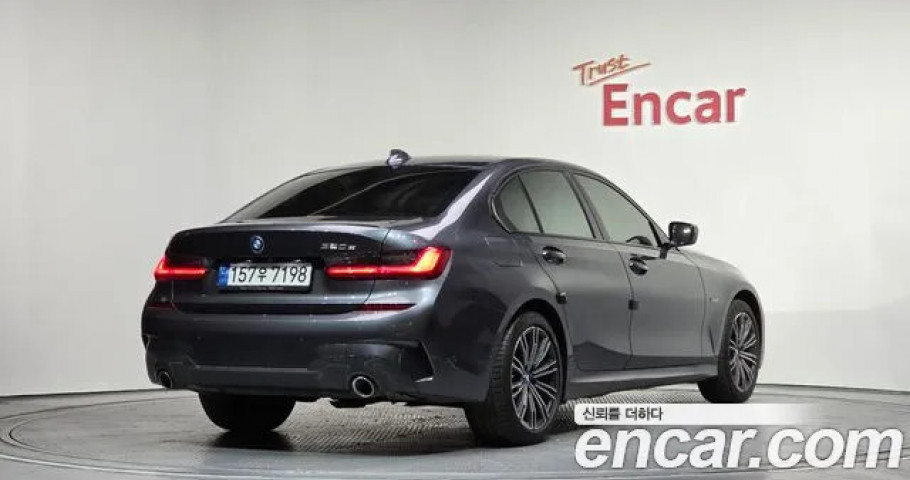 Bmw 3-Series 