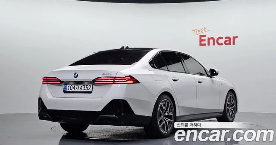 Bmw 5-Series 