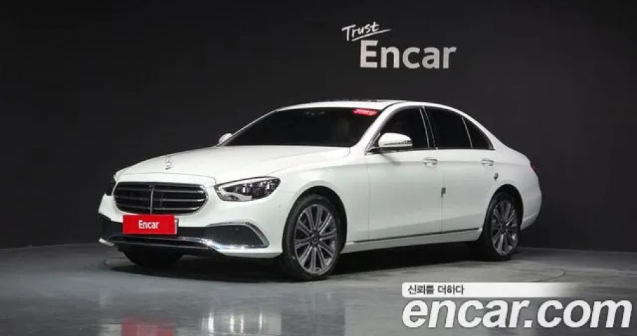 Mercedes-Benz E-Class 