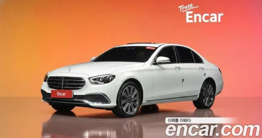 Mercedes-Benz E-Class 