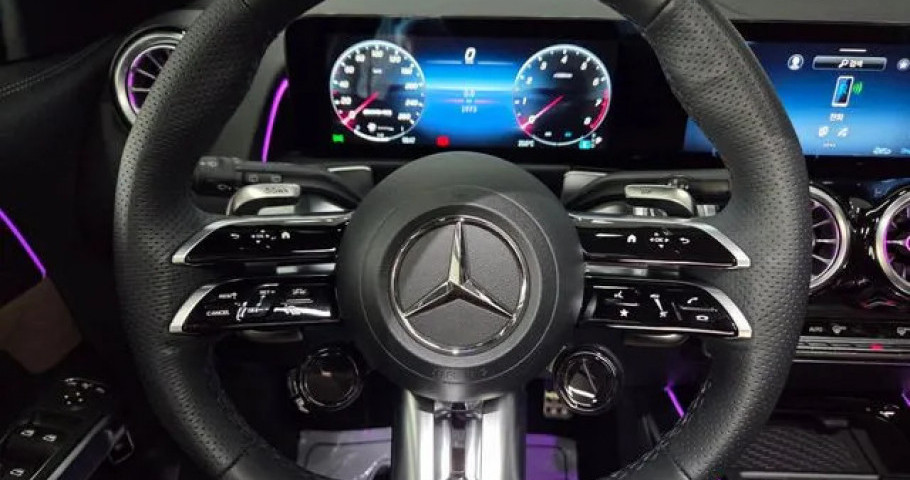 Mercedes-Benz Glb-Class 