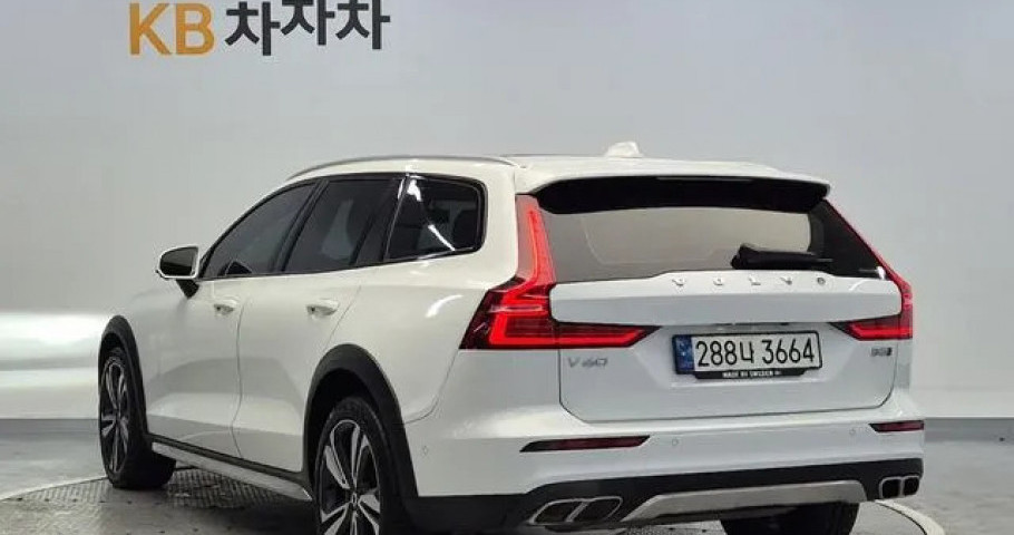Volvo V60 