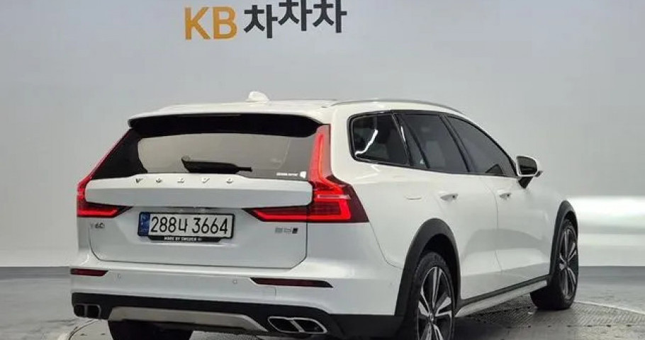 Volvo V60 