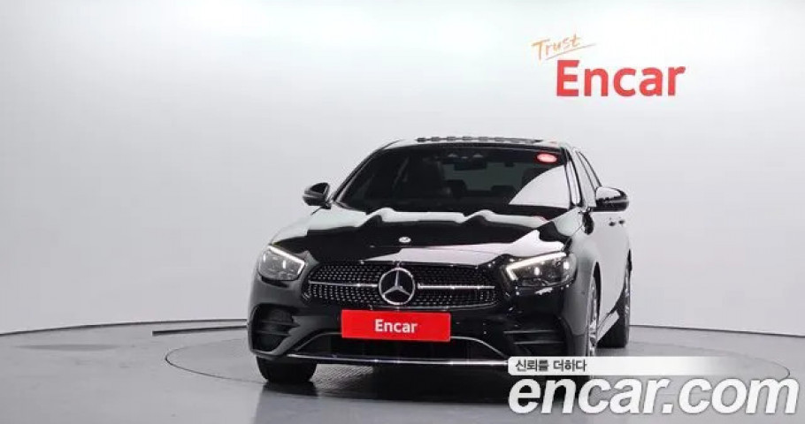 Mercedes-Benz E-Class 