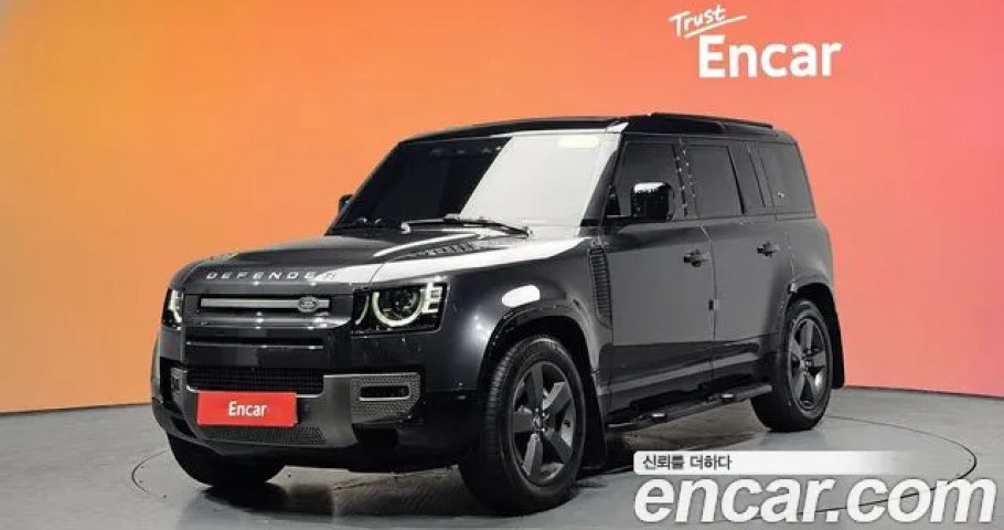 Land Rover Defender 