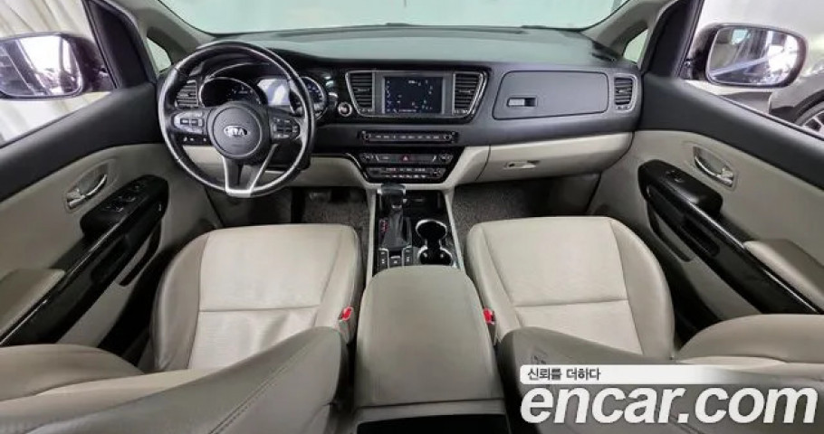 Kia Carnival 