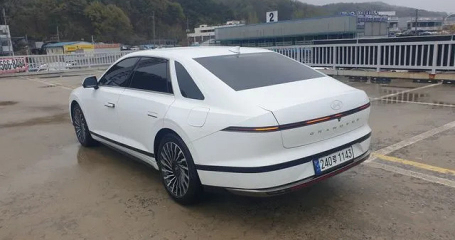 Hyundai Grandeur 