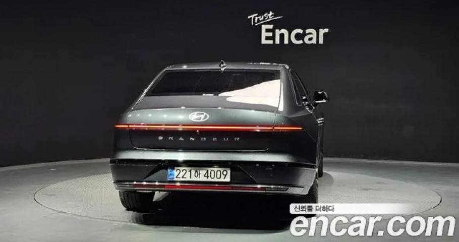 Hyundai Grandeur 