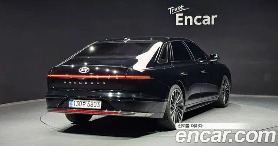 Hyundai Grandeur 