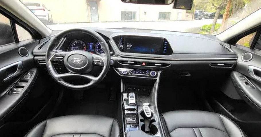 Hyundai Sonata 