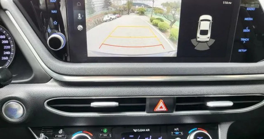 Hyundai Sonata 