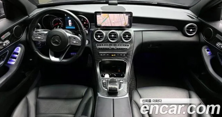 Mercedes-Benz C-Class 