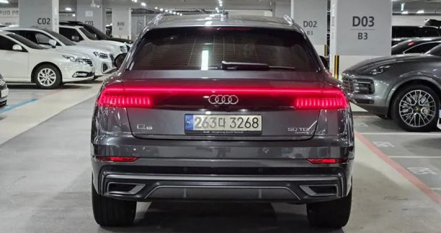 Audi Q8 