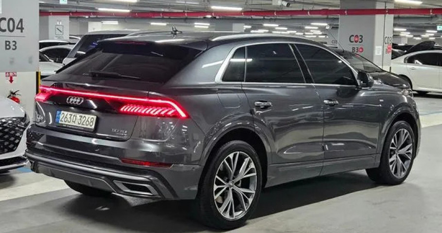 Audi Q8 