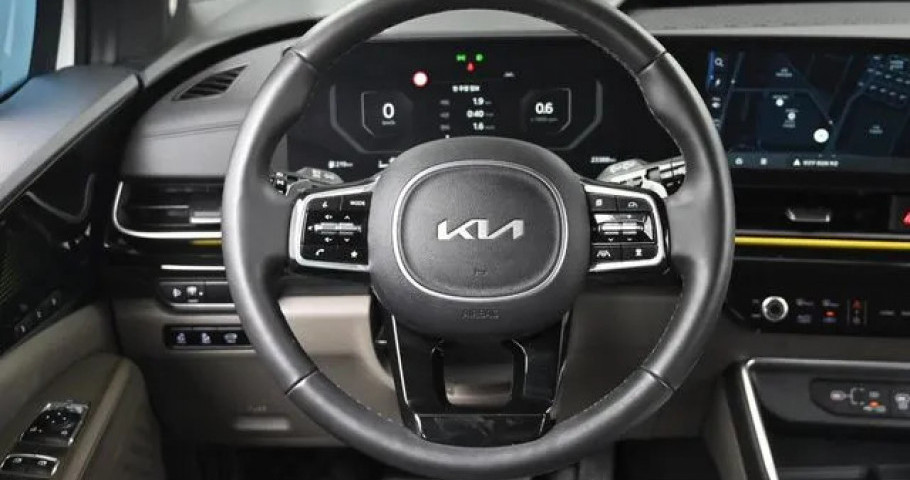 Kia Carnival 