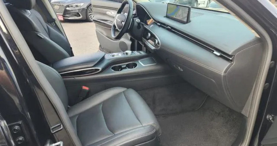 Genesis Gv70 