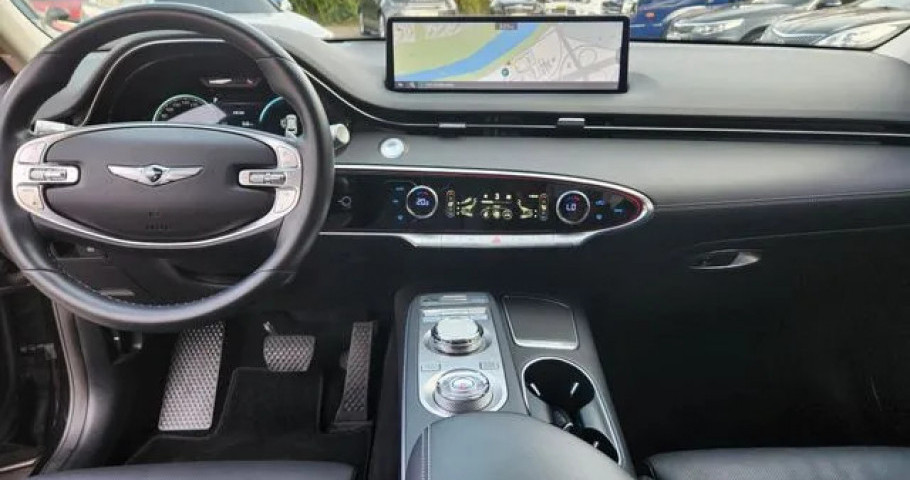 Genesis Gv70 