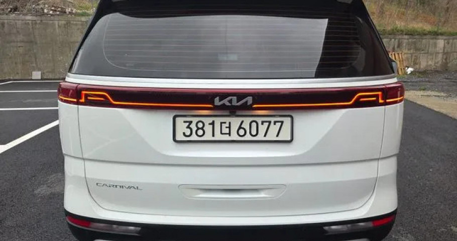Kia Carnival 