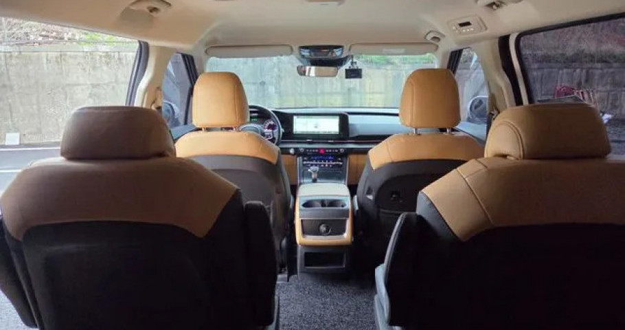 Kia Carnival 