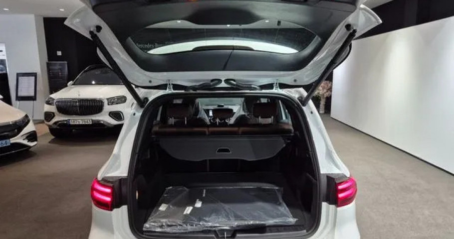 Mercedes-Benz Glb-Class 