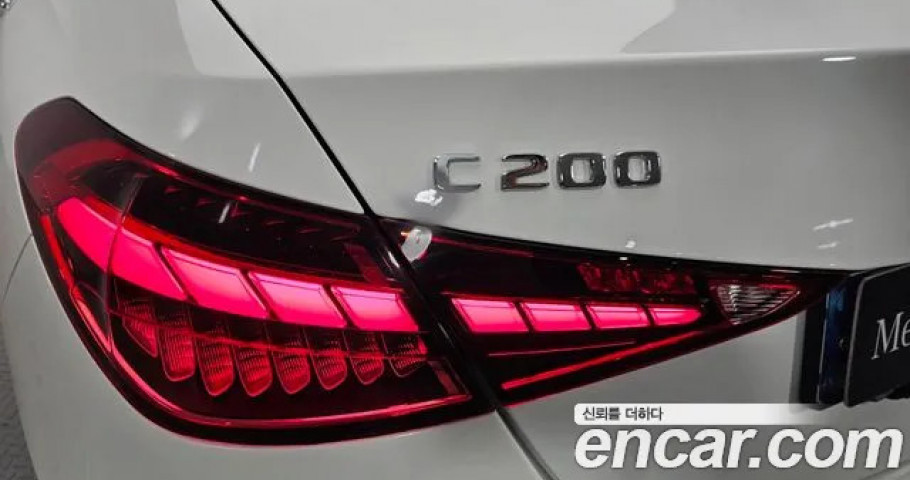Mercedes-Benz C-Class 
