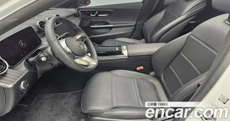 Mercedes-Benz C-Class 