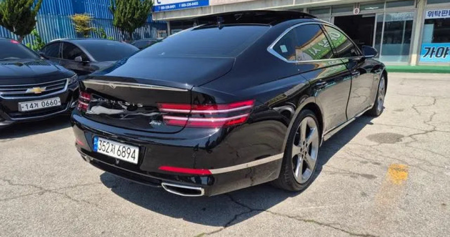 Genesis G80 