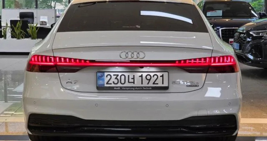 Audi A7 