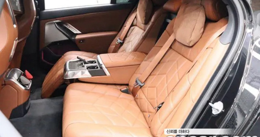 Bmw 7-Series 
