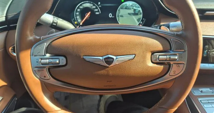 Genesis Gv70 