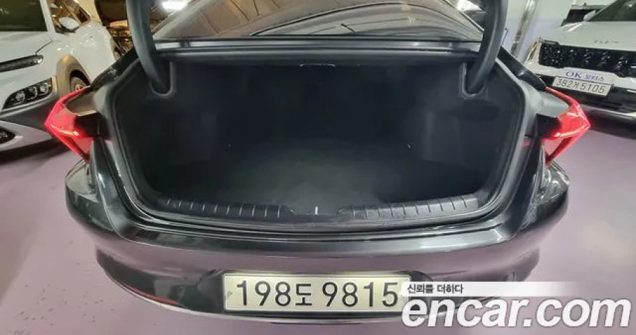 Kia K8 