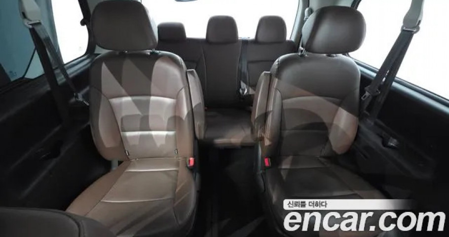 Hyundai Starex 
