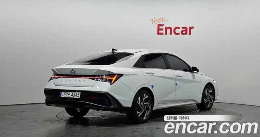 Hyundai Avante (Elantra) 