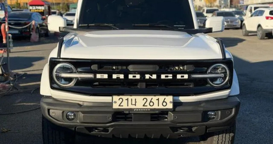Ford Bronco 