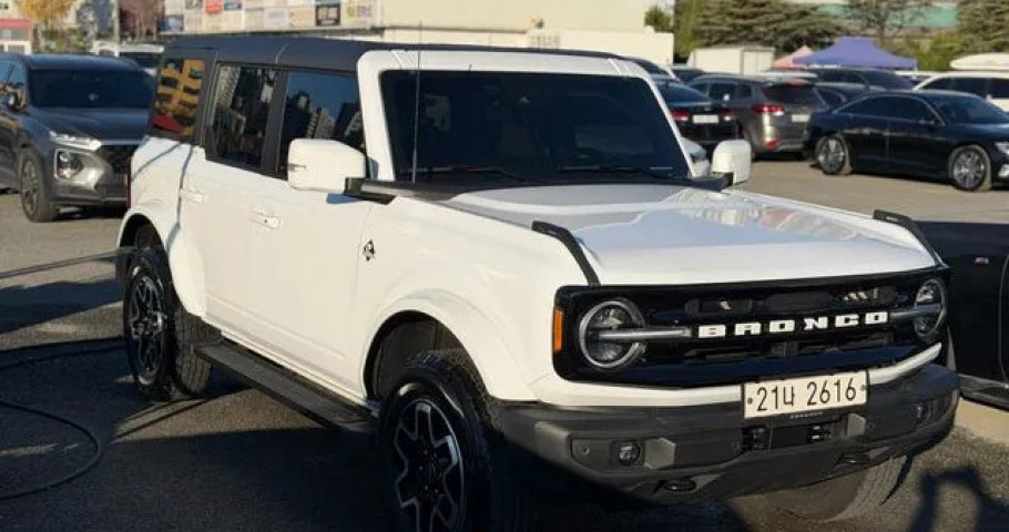 Ford Bronco 