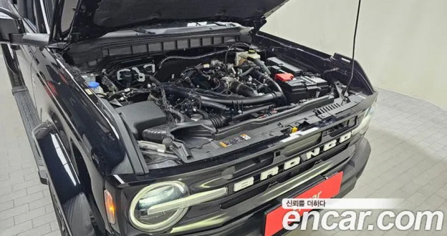 Ford Bronco 