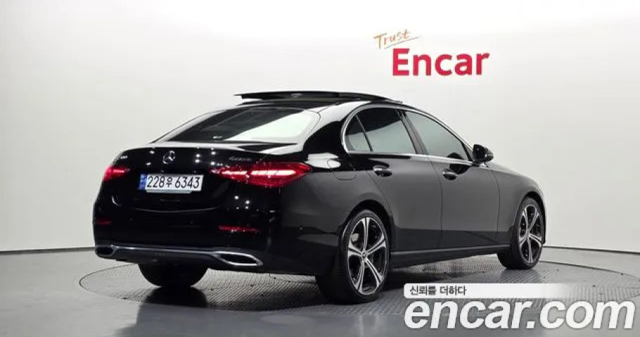 Mercedes-Benz C-Class 