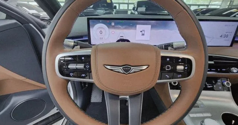 Genesis Gv70 