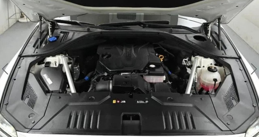 Genesis Gv70 
