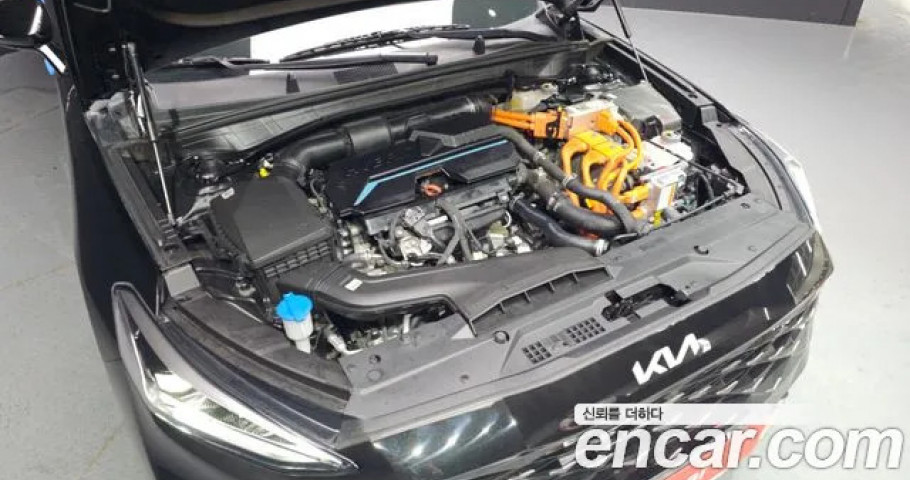 Kia K8 