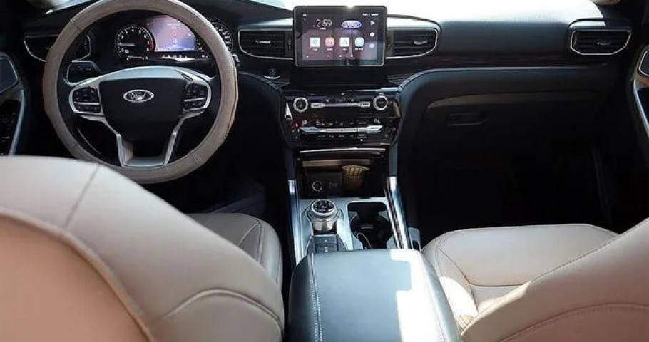 Ford Explorer 