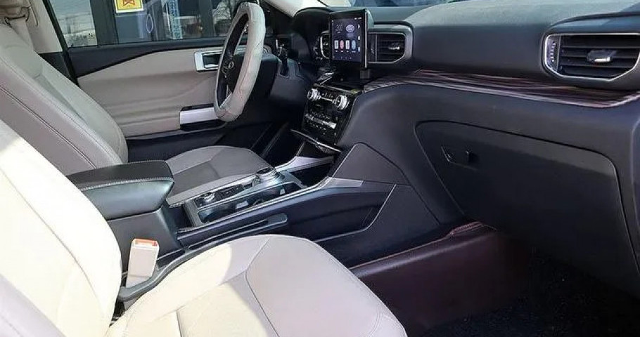 Ford Explorer 