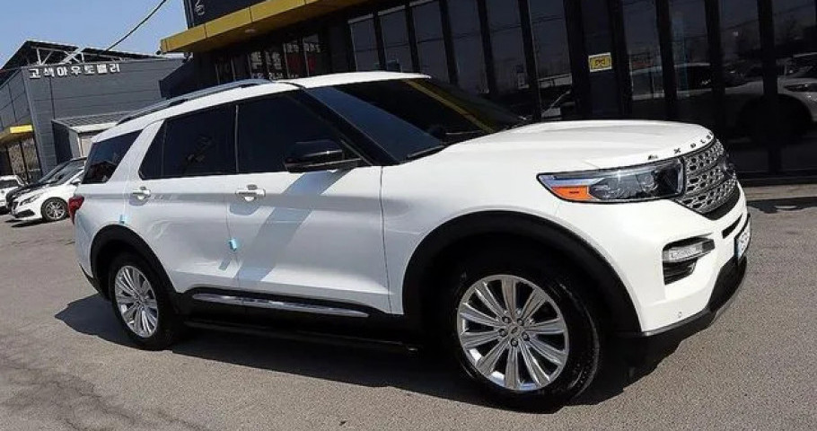 Ford Explorer 