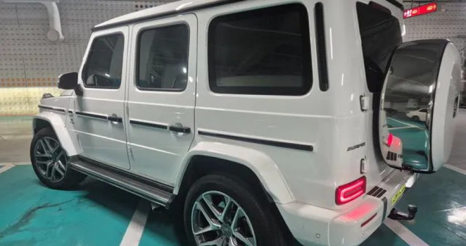 Mercedes-Benz G-Class 
