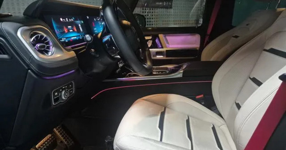 Mercedes-Benz G-Class 