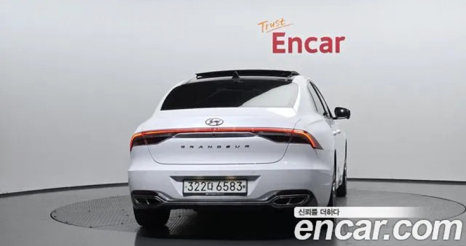 Hyundai Grandeur 